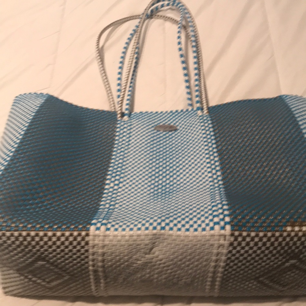 Braided vinyl beach bag